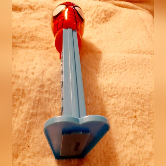 2022 Spider-Man PEZ Giant Dispenser 60th Anniversary 12" - Picture 11 of 14